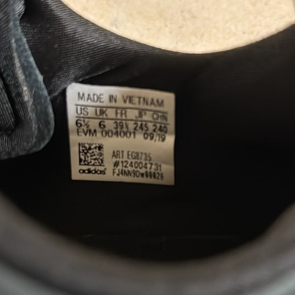 Adidas Ozweego Black Sneaker Size 6.5M 8W - Picture 4 of 4
